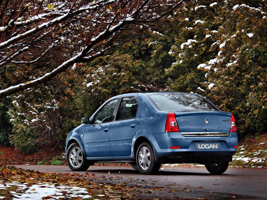  Renault Logan 2009 года  (фото 18 из 53)